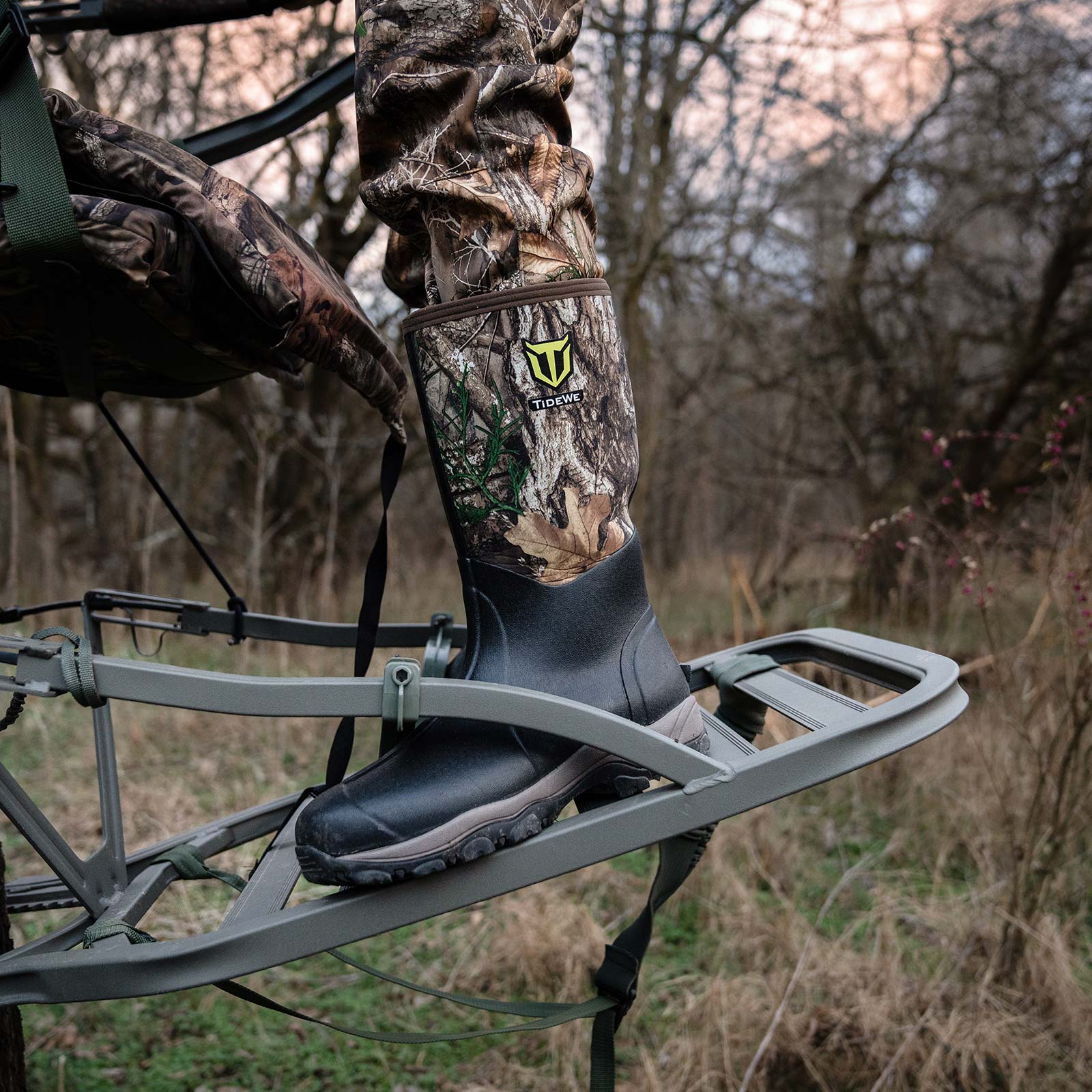 TideWe Hunting Boots for Men 16", 6mm Neoprene and Rubber Boot (400Gram & Standard)